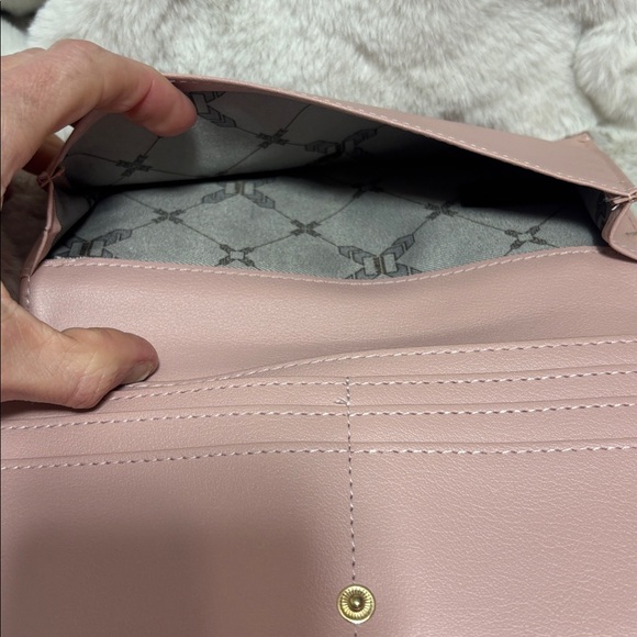 Aimee Kestenberg Blush Pink Leather Continental Wallet - Picture 6 of 6